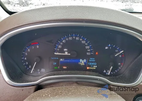 2016 Cadillac Srx Luxury Collection z USA, uszkodzony, nr VIN 3GYFNBE37GS556605